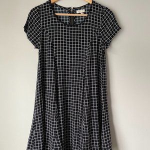 SILENCE + NOISE/URBAN OUTFITTERS Swing Mini Dress